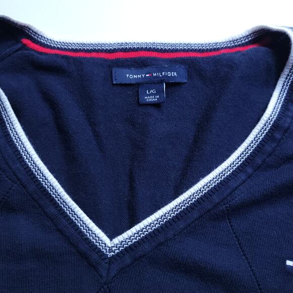 Tommy Hilfiger V Neck Small Logo Navy Blue Large 100% Cotton Preppy Academia - Picture 3 of 8